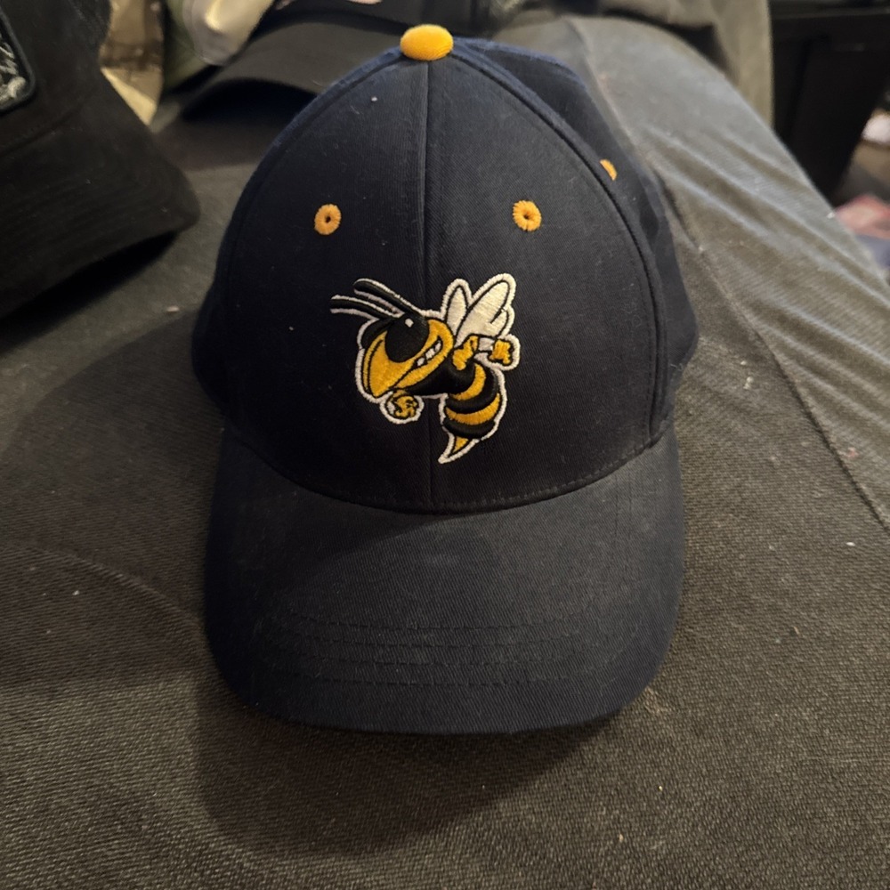 Top of the World Georgia Tech Cap Size Adult One Size Black Yellow Bee
